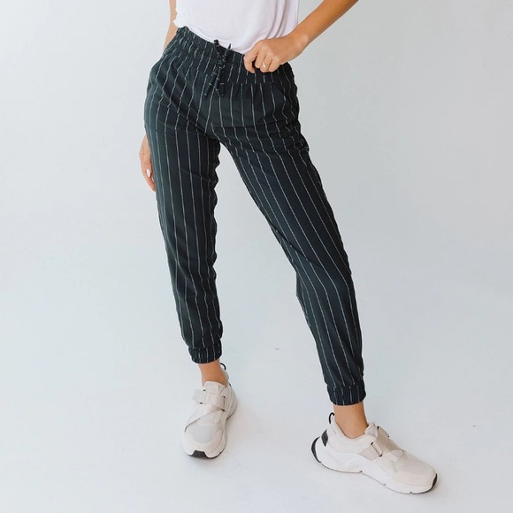 Albion Fit DESTINATION JOGGERS, NAVY PINSTRIPE XXS Petite - Picture 4 of 13